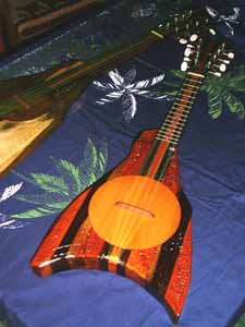 An 8-String Ukalele Carved by Punua Tauraa